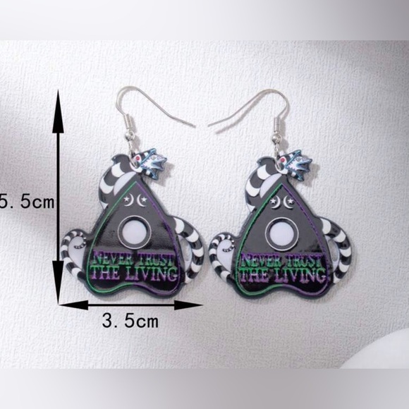 Beetlejuice Never Trust the Living Earrings - Picture 2 of 2